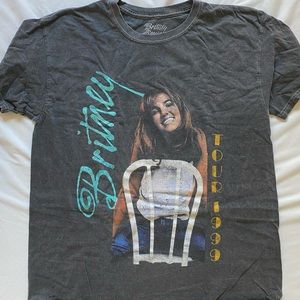 britney spears vintage style tour tshirt M/L